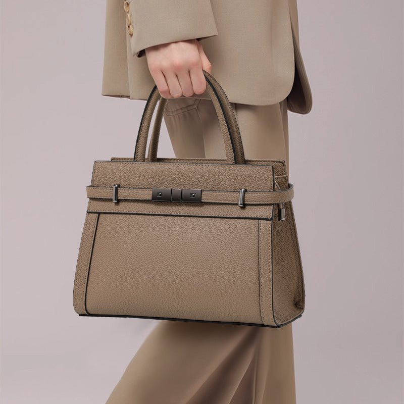 Women’s Luxury Genuine Leather Clamshell Handbag Stylish Shoulder Purse