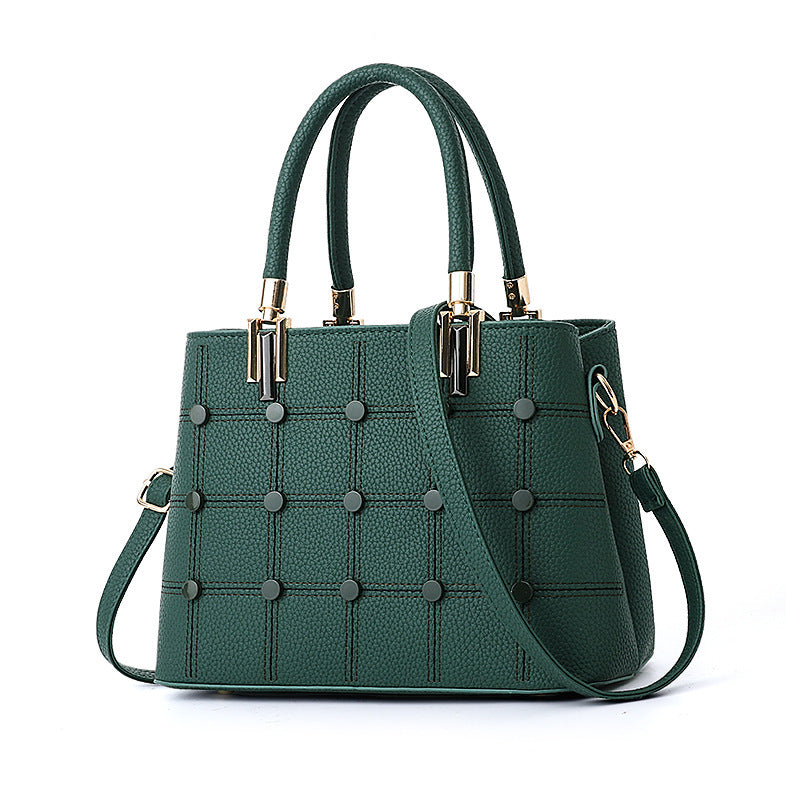 Womens Luxury Rivet Large Capacity Handbag